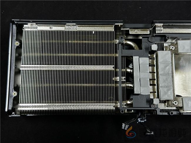 炫酷来袭，耕升 GeForce RTX 5070 Ti 炫光·超 OC带来超高性能(图15)