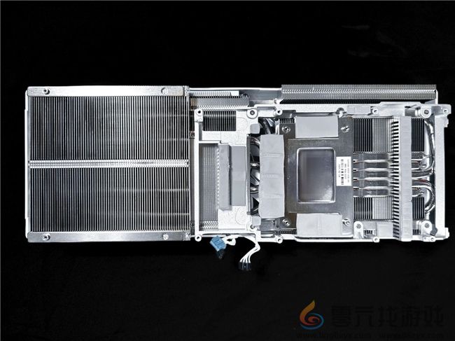 开启DLSS 4 步入4K游戏新门槛，耕升 GeForce RTX 5070 踏雪 OC 灵动来袭！(图12)